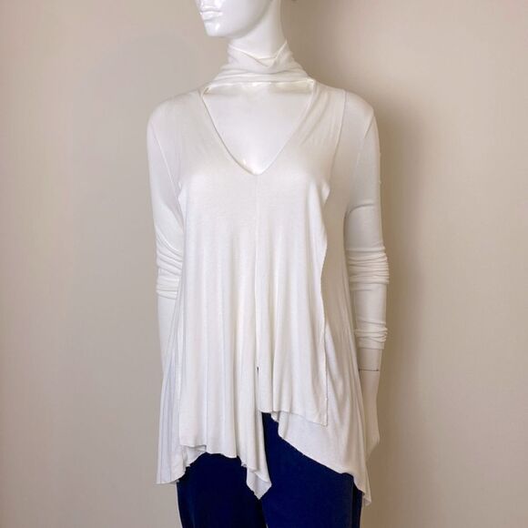 Free People Top Asymmetrical Long Sleeve Deep V - Neckline Size Small - Picture 1 of 5